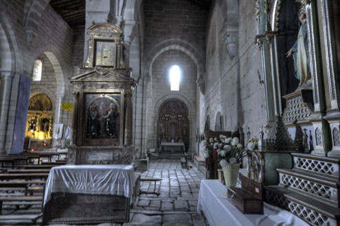 Nave de la epístola de la iglesia de Xunqueira de Espadañedo